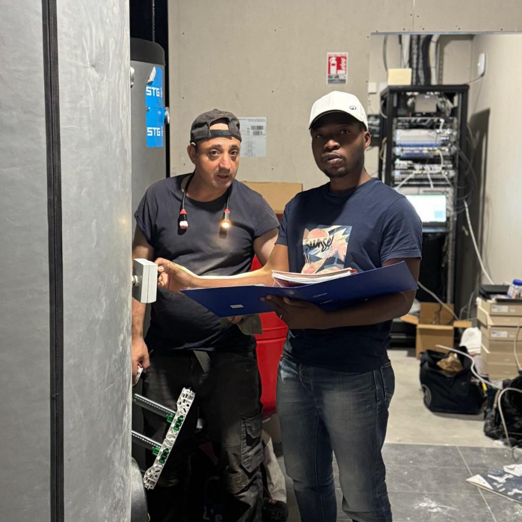 WhatsApp Image 2025-09-30 at 22.46.40 (1)