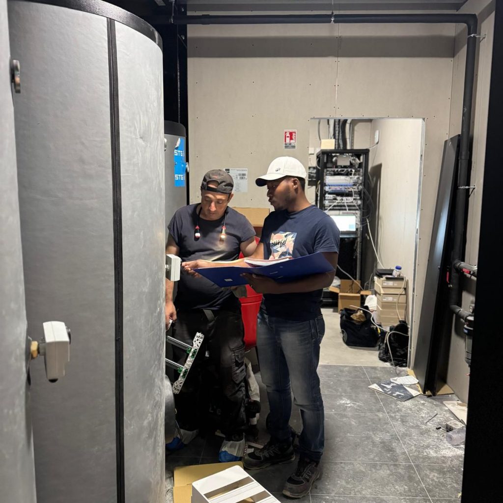 WhatsApp Image 2025-09-30 at 22.46.40