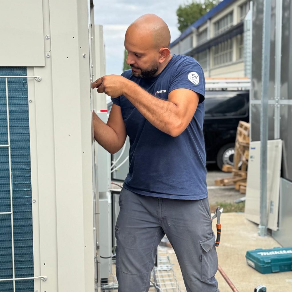 WhatsApp Image 2025-09-30 at 22.46.40 (3)