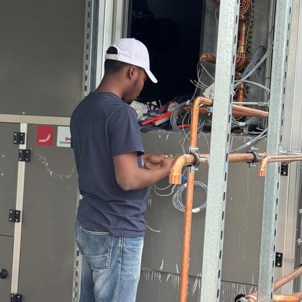 WhatsApp Image 2025-09-30 at 22.46.41